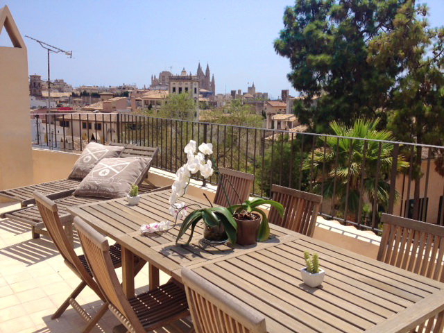 Designer Stadthaus mit privater Terrasse in Palmas Altstadt!