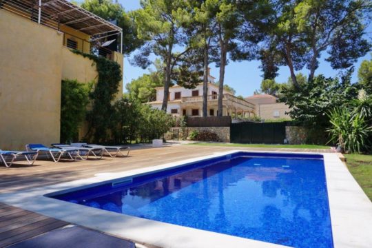 Santa Ponsa - Haus mit privaten Pool in Hafennähe und nur 10 Minuten zu Fuß zum Strand & Ort!